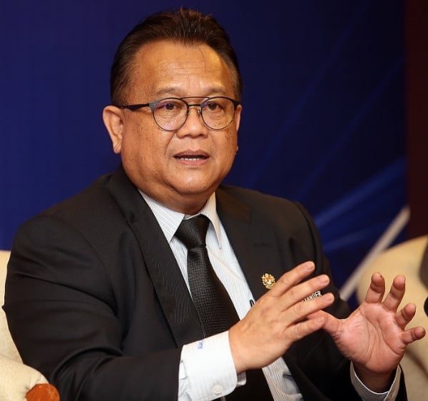 a9c04b98-2bb0-4fdd-a400-6c957621adc3034a2c6b-52c9-4805-9da3-e8cdd501272c