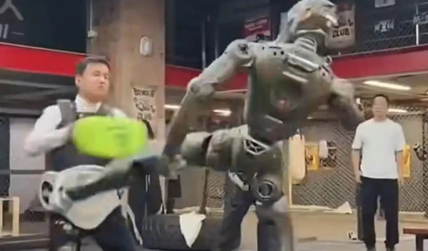 e4b8ade59bbde4babae5bda2e69cbae599a8e4babae2809ce9a39ee8b8b9e88081e69dbfe2809de78886e7baa2e38080e5aea3e4bca0e98086e6938de4bd9cefbc81-2