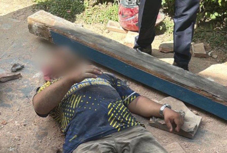 f86eef1ddff6076a0b5a15852950b36c