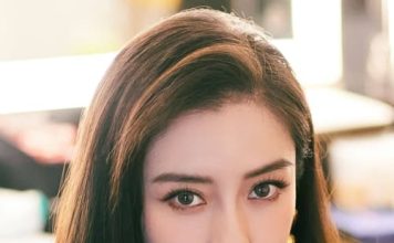 Angelababy素颜接孩子 温馨互动引关注