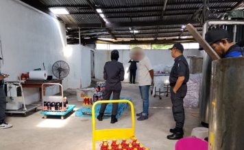 食材丢地上、乱贴Halal标 当局怒开20张罚单封厂