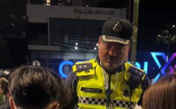 青年跨年夜载少女被拦 警员:你知道她还是孩子吗