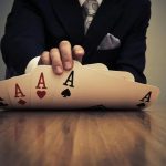 为还赌债侵吞营业额 华裔经理判监7个月