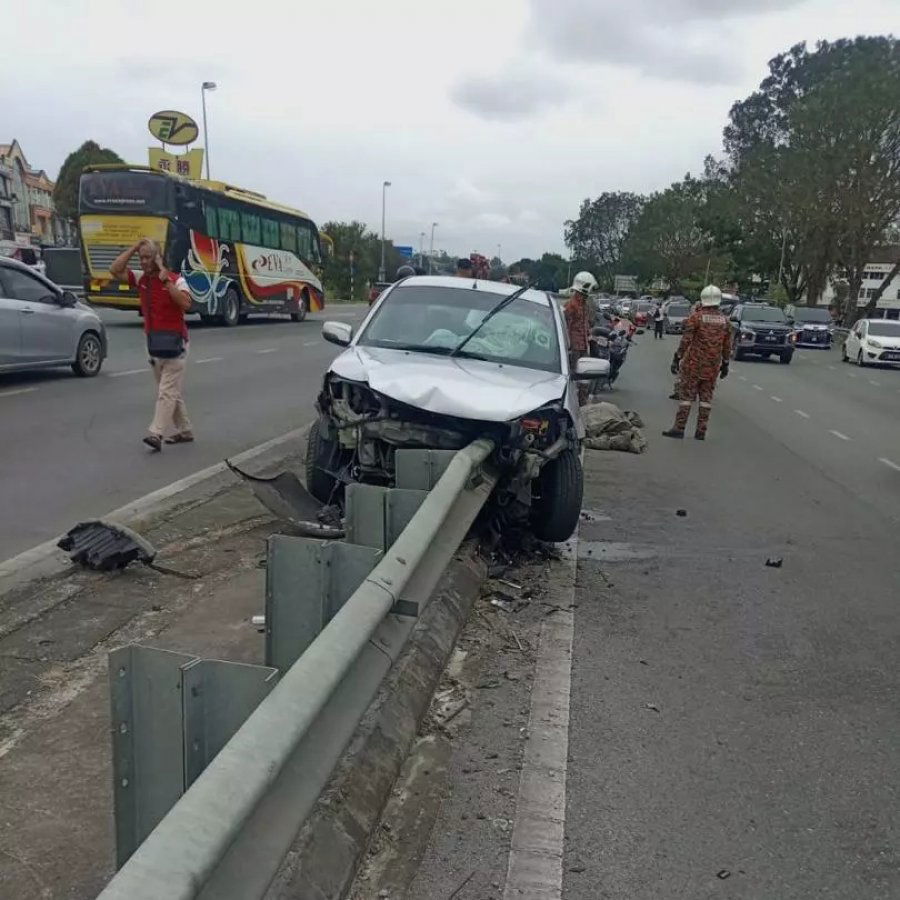 9407fb112590bbb4745a457c5f4b3c07