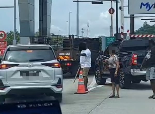 CR250102martinB02-183554