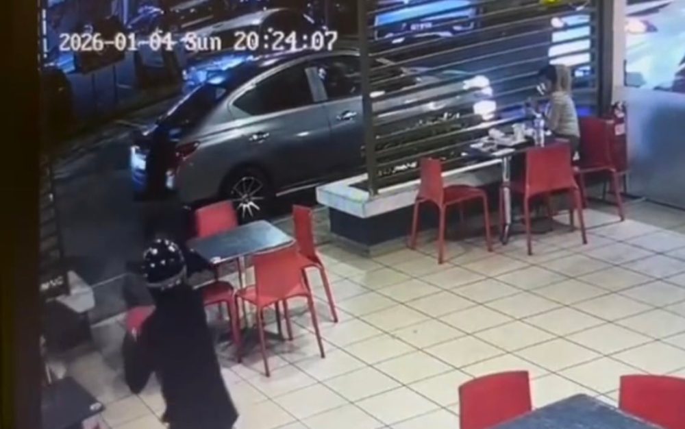 CR260105LYCB02-190653