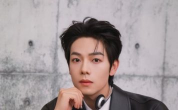 男星自曝惊人往事 入行前卖卡20天赚翻