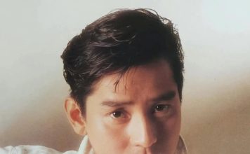 谭咏麟合照女粉丝 瞬间变回20岁小鲜肉