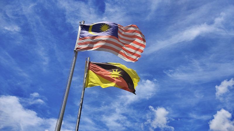 PIXX-20230822-EX-ENVATO-BENDERA