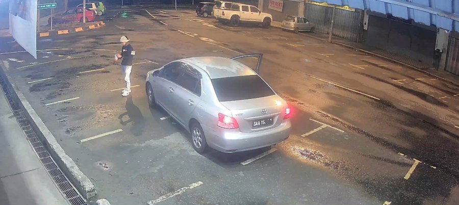 e2613d69eef4557b79b77f3a0f4f3cc0