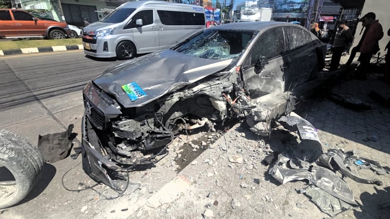 e794b7e5ad90e98689e9a9bee8bf9ee6929e9e8bda6-e6b395e6b8b8e5aea2e8b5b0e59ca8e8b7afe8beb9e8a2abe6929ee6adbb