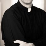 称“大卫王也有很多女人” 牧师被爆侵犯多名女教友