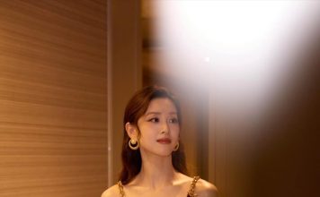 千亿少奶首秀翻车 Podcast被吐槽尴尬冷场