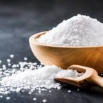 独居翁3个月买900包盐 店员报案揭动人真相