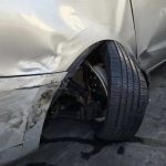 华裔女导演以车为家 20秒被偷家当全没了