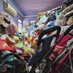 七旬阿嫂家堆成“垃圾山” 女儿巧施“买下”120箱垃圾