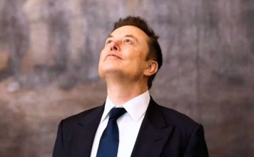 马斯克感叹“金钱买不到幸福”