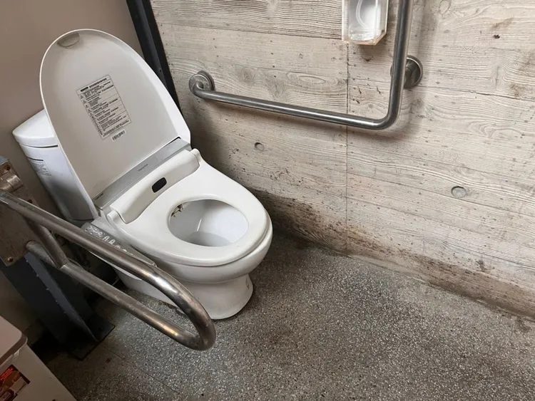 279b1dfd28436b59b6ed1ab22d45f816_750