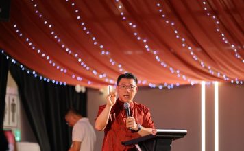 别再午夜后放烟花 倪可敏:燃放后请自行清理