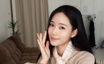 白衣情侣装看球赛 小S二女儿约会被抓包