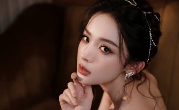 2026微博之夜成摔跤场 章若楠古力娜扎先后失足