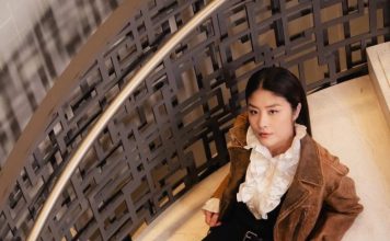 安海瑟薇透视裙火辣抢镜 陈慧琳中性装散发高级感