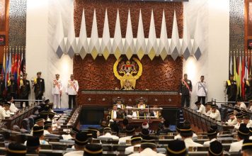 谁将接任国会反对党领袖?政治专家点名一个人