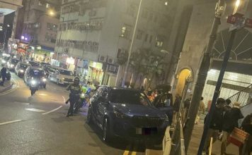 爸爸驾驶途中突然昏迷 11岁男童紧急驾驶救了一命