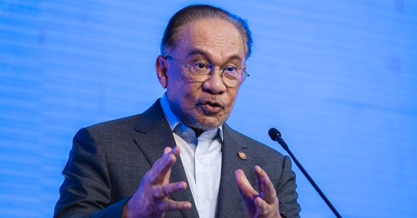 Malaysia-deficit-decreases-260213-1.1-600x314