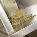 打金店一个月扫出百万金粉?业内人士揭真相