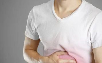 男子肚痛冒冷汗送院 医生开刀惊见“肠子全烂死”