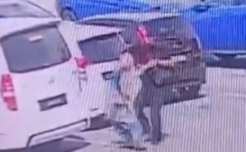 男子假意问路夺钥匙 光天化日抢走女子轿车