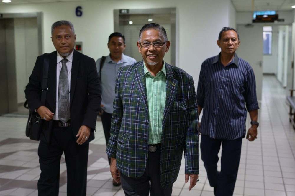 TR05_24022026_MAHKAMAH_EXCO