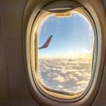 飞机跑道滑行突然喊停 300多名乘客受困机场没人理