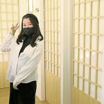 昔日为爱冲火场烧伤 “空姐歌手”重新复出