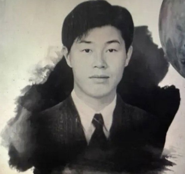 ebf7edea22306a98a18a8cc59a1856ed