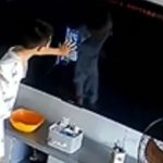 11岁男童打碎电视 “列传长”创业还债