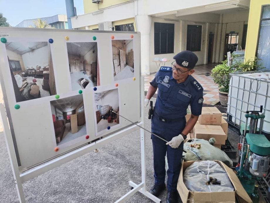 efbc88e585a8e59bbde78988efbc89e6a79fe585b3e7a88ee5b180e7a0b42e8b5b0e7a781e9a699e7839fe5928ce99d9ee6b395e985bfe98592