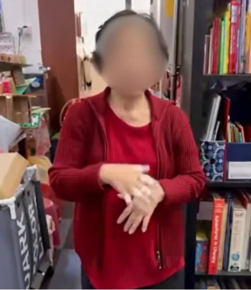 f0d55ddee478c743c06f72d63ab3cba9