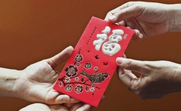 Kampung过年变分手现场 女友抱怨退休长辈红包薄