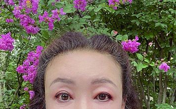 张兰赴台探望待产儿媳 罕见哽咽认错