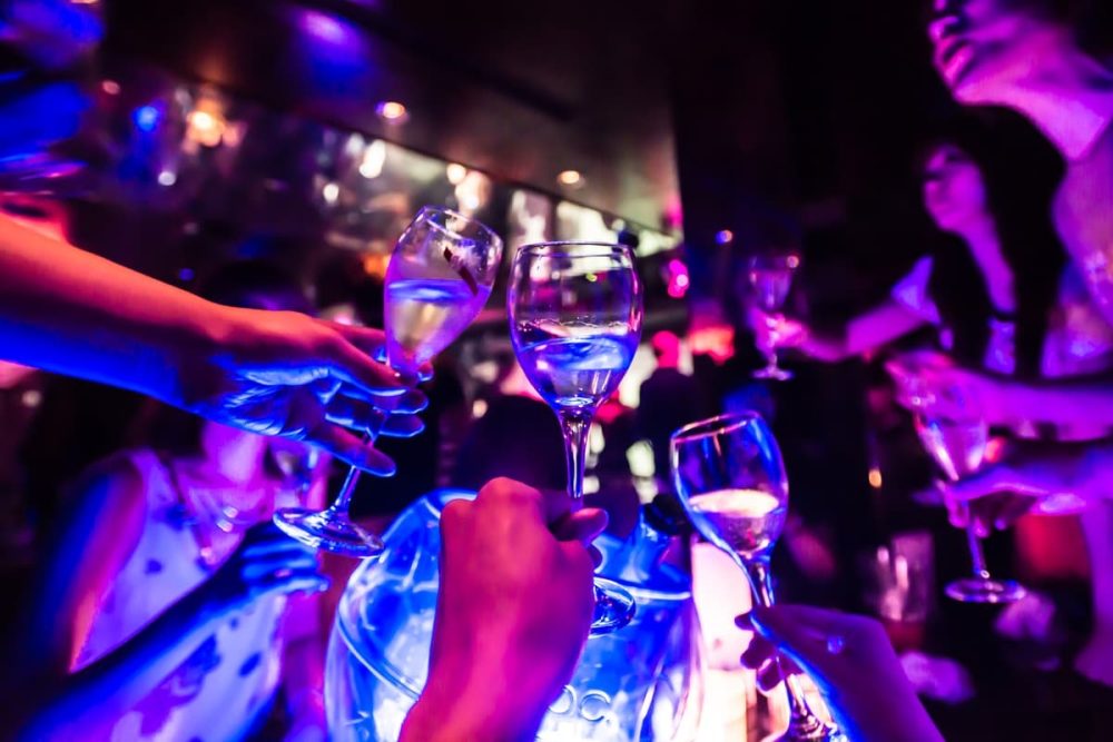 022047_6e3195a9870d42d58e6b6ca52