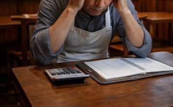 男子砸24.7万开餐厅创业 3个月后陷入困境很懊悔