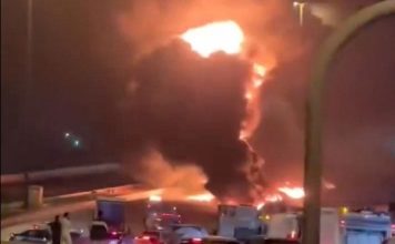 疑遭导弹袭击 美国大使馆爆炸起火