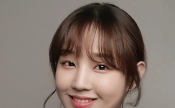 朴宝蓝离世近两年 好友团聚灵骨塔送祝福