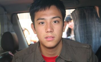 男星合唱新歌惊艳全网 为养4子拉电缆、做地盘