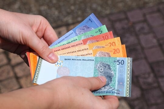 360_F_1265657428_ASEKUJY00ea5b5T