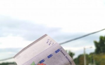 每天捐RM100参与善行 青年却被长者当众斥责