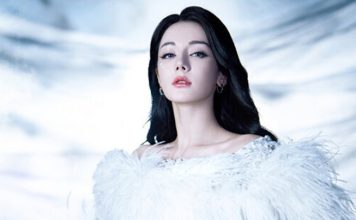 阿联酋航空因冲突停航 迪丽热巴受困迪拜