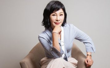 知名主持人大马豪宅曝光 景色美到像度假村